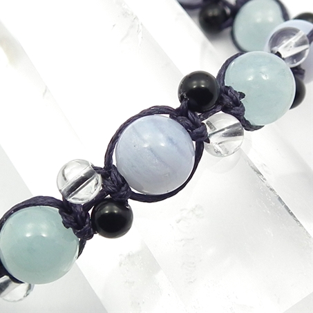 ブルーレースアゲート×アクアマリン×オニキス×水晶 天然石 編み込みブレスレット