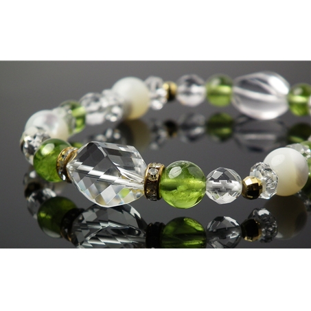 ペリドット×マザーオブパール 天然石 ブレスレット